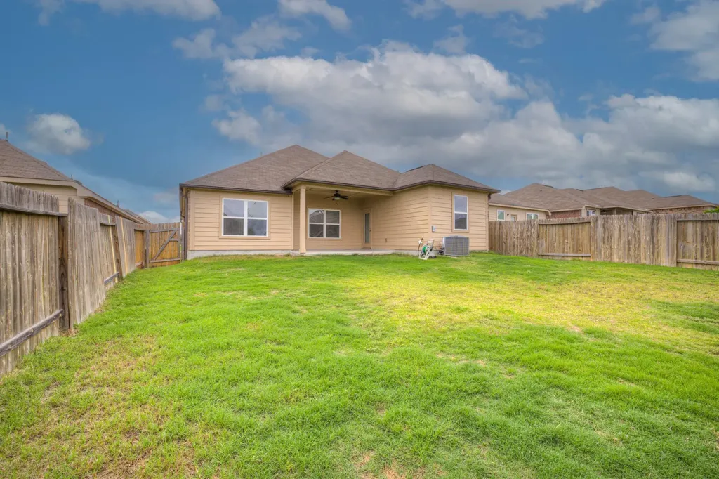 19720 Wt Gallaway Street Manor TX 78653