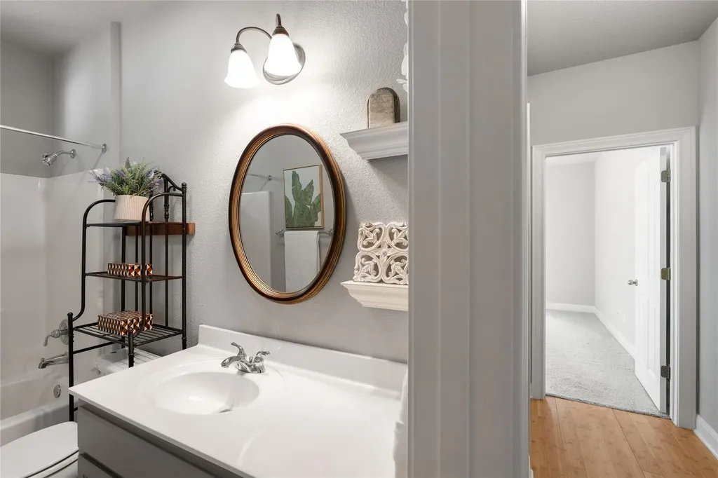 19627 Tyler Trail Jonestown TX 78645