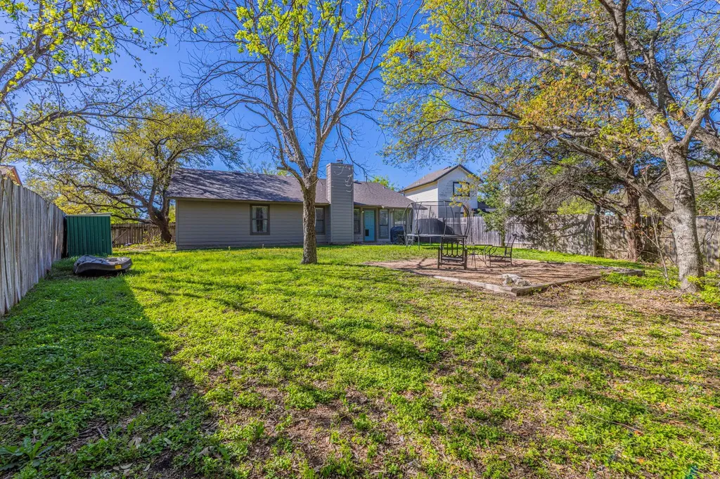 2402 Susan Lane Leander TX 78641