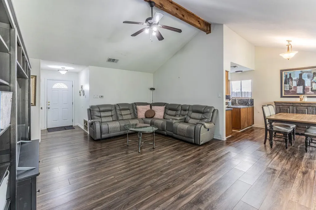 2402 Susan Lane Leander TX 78641