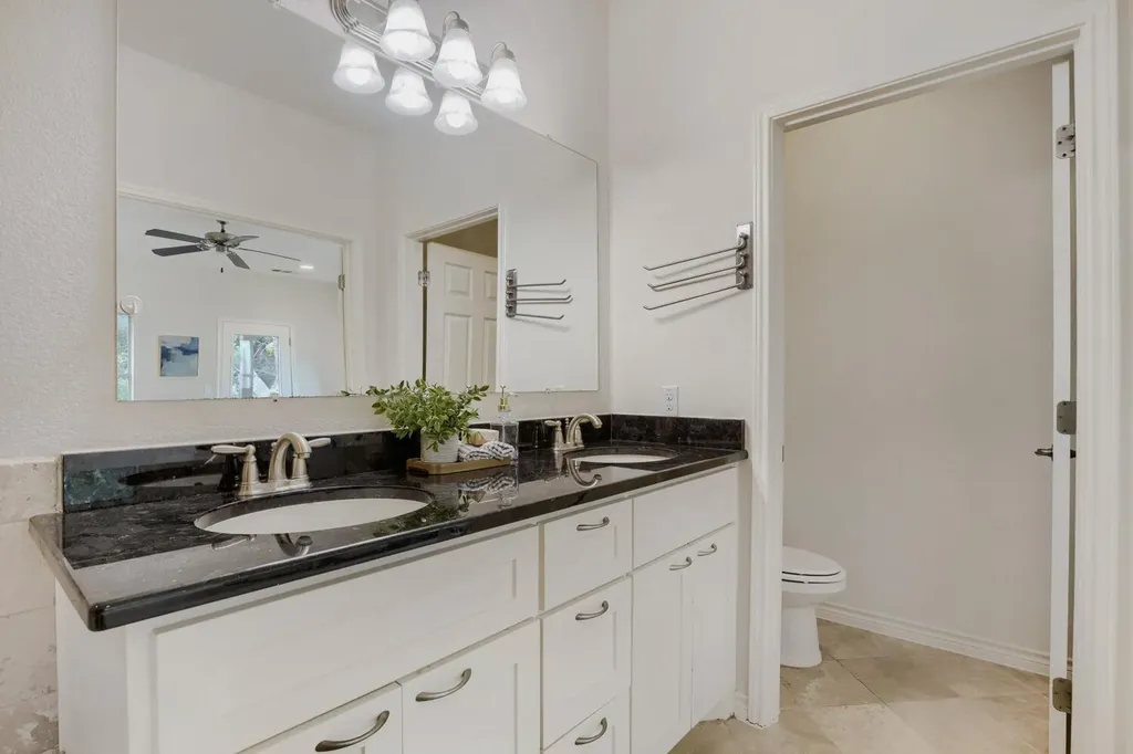 2109 Newfield Lane Austin TX 78703