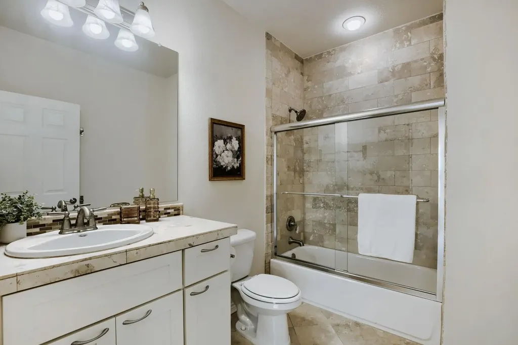 2109 Newfield Lane Austin TX 78703