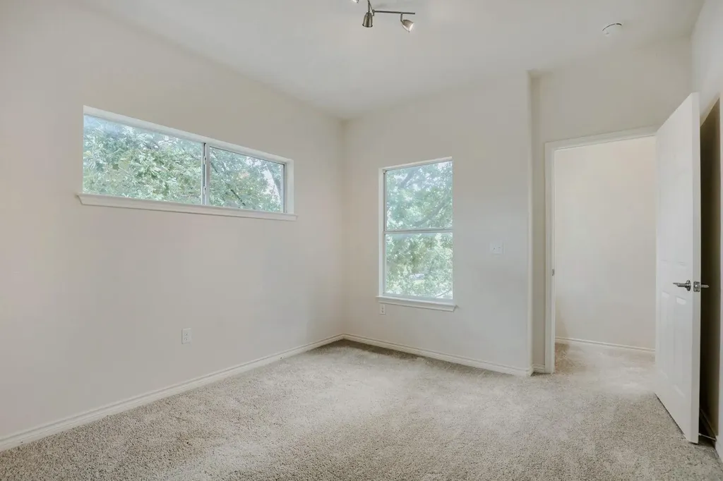 2109 Newfield Lane Austin TX 78703