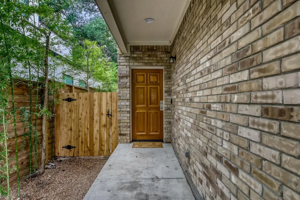 2109 Newfield Lane Austin TX 78703