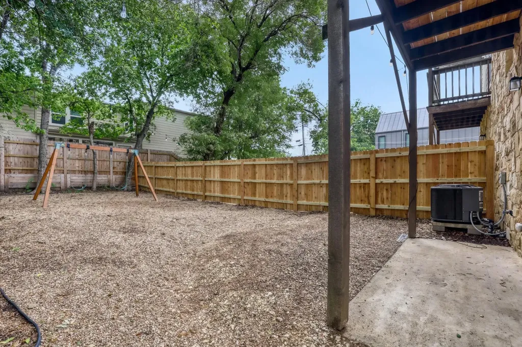 2109 Newfield Lane Austin TX 78703