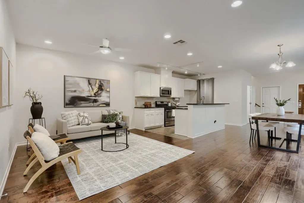 2109 Newfield Lane Austin TX 78703