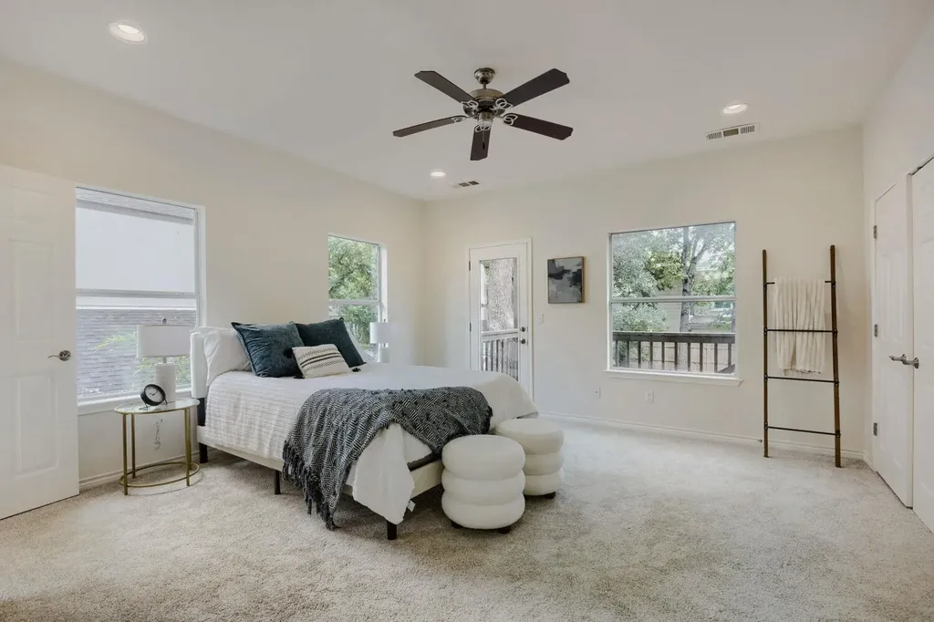2109 Newfield Lane Austin TX 78703