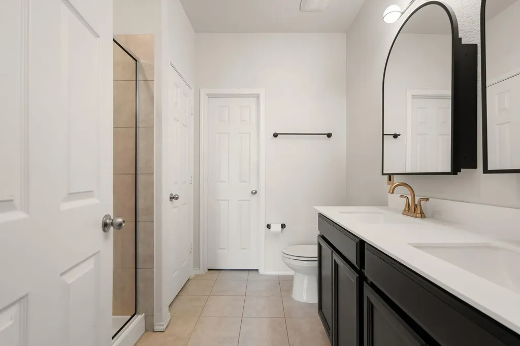 11708 Roscommon Trail Austin TX 78754