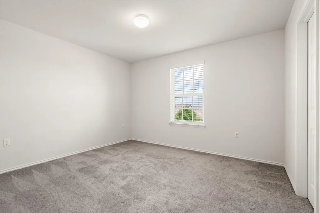 11708 Roscommon Trail Austin TX 78754