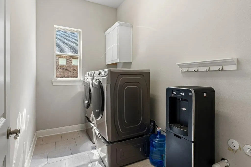 5313 Lipan Apache Bend Austin TX 78738