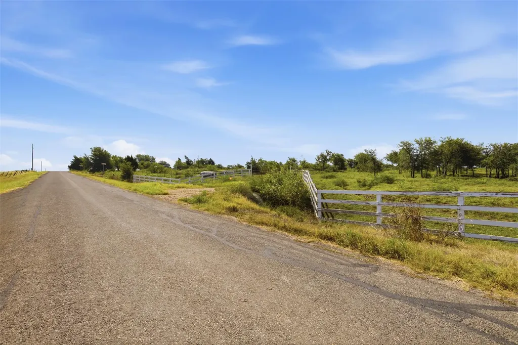3280 County Road 466 Road Elgin TX 78621