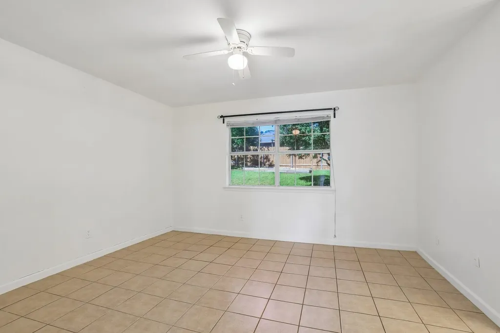 804 Spring Tree Street Round Rock TX 78681