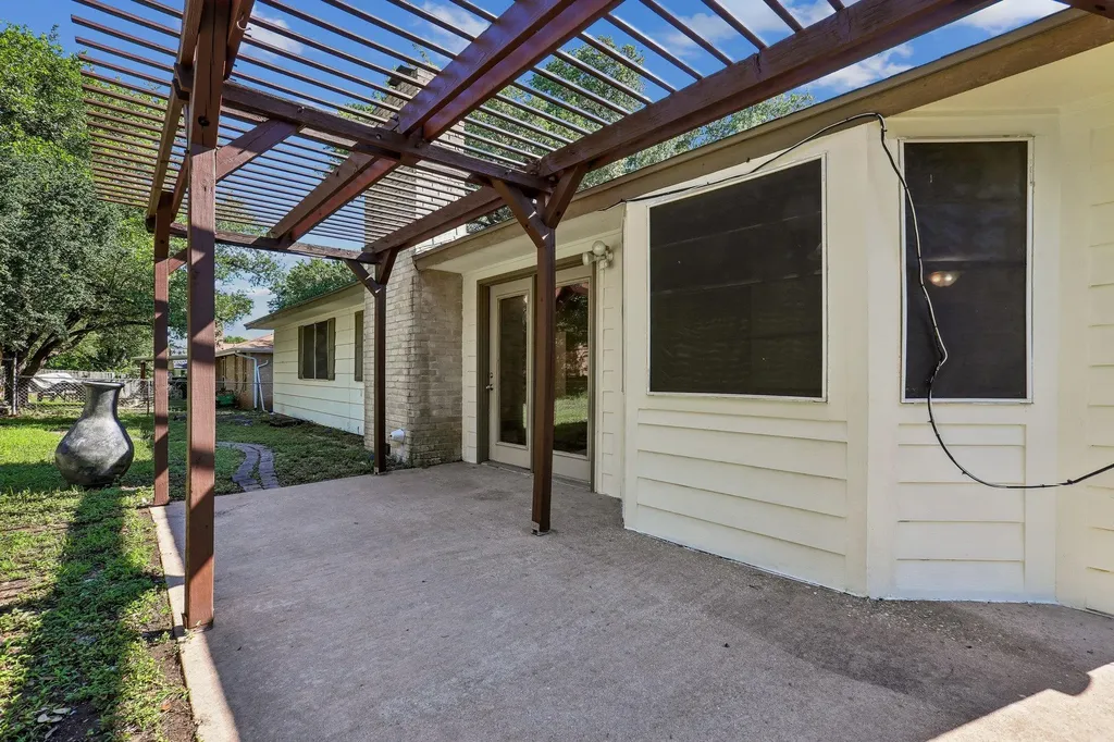 804 Spring Tree Street Round Rock TX 78681