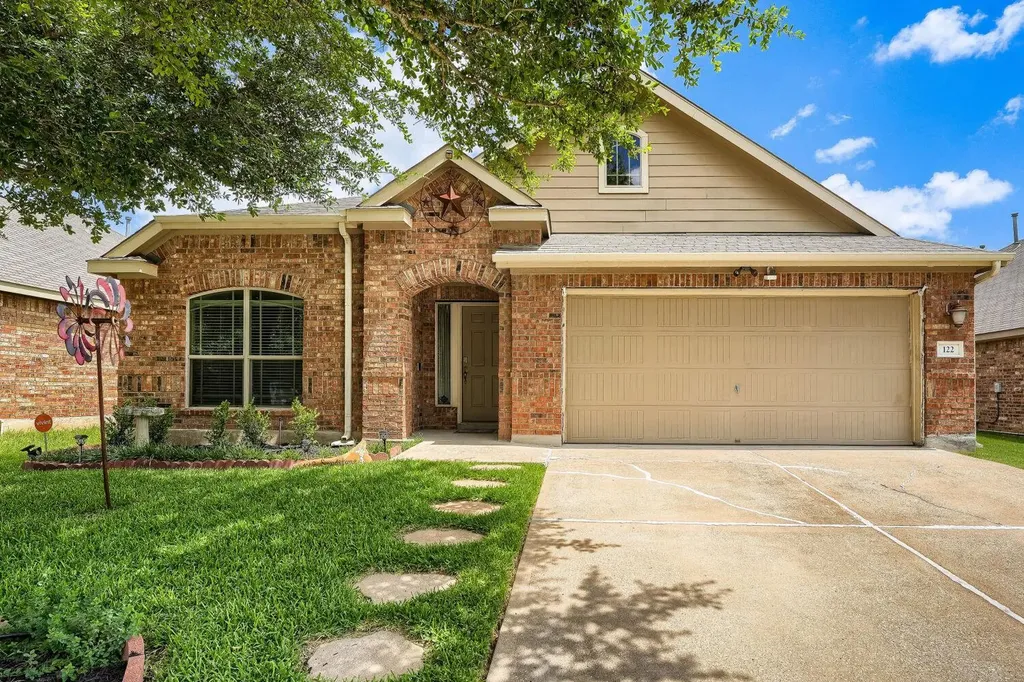 122 Sandstone Trail Buda TX 78610