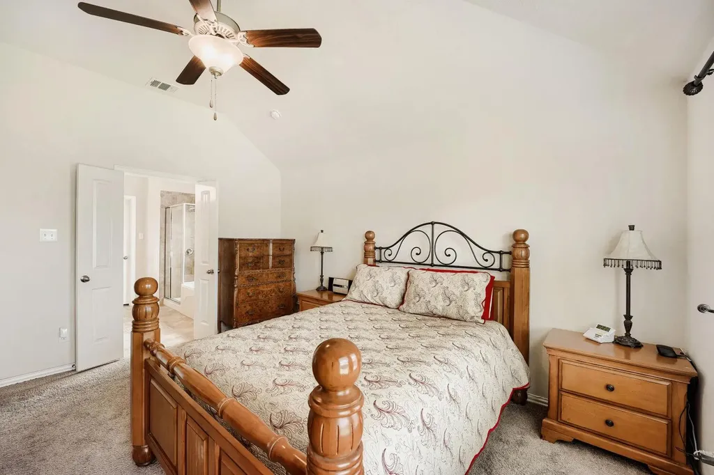 122 Sandstone Trail Buda TX 78610