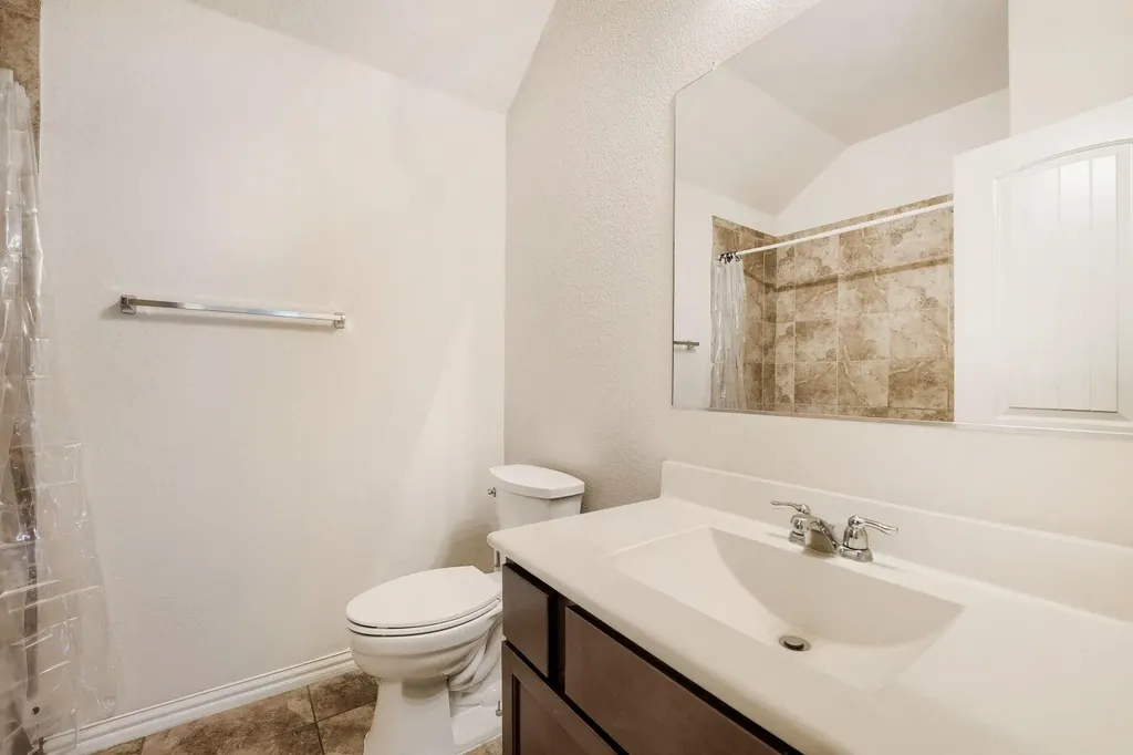 122 Sandstone Trail Buda TX 78610