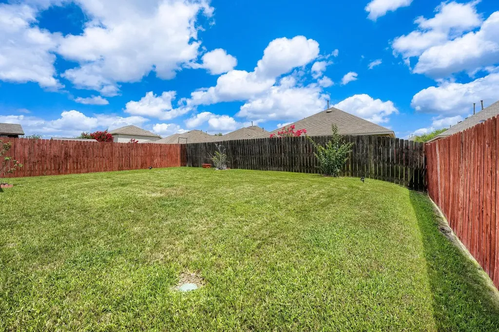 122 Sandstone Trail Buda TX 78610