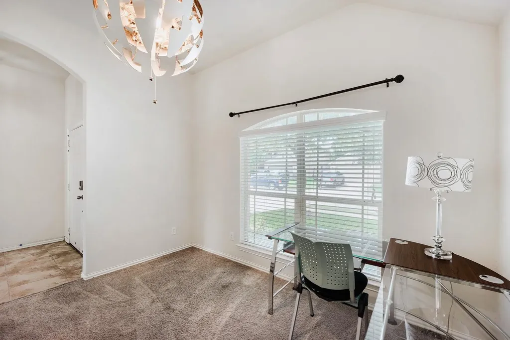 122 Sandstone Trail Buda TX 78610