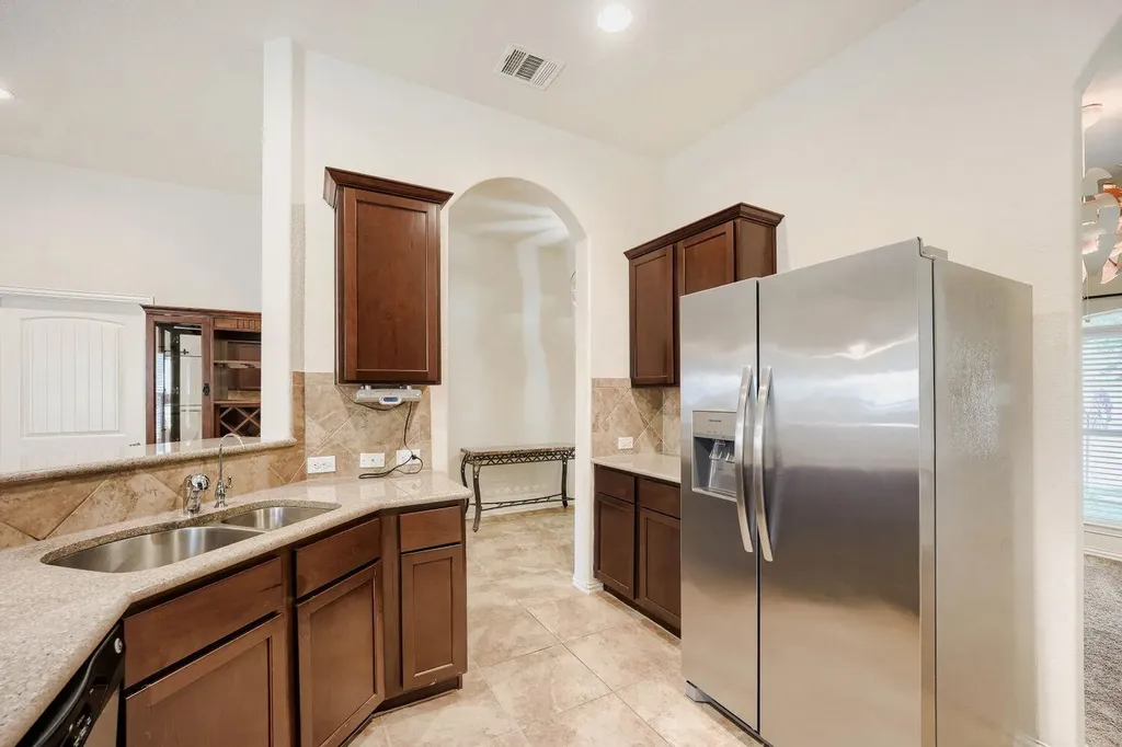 122 Sandstone Trail Buda TX 78610