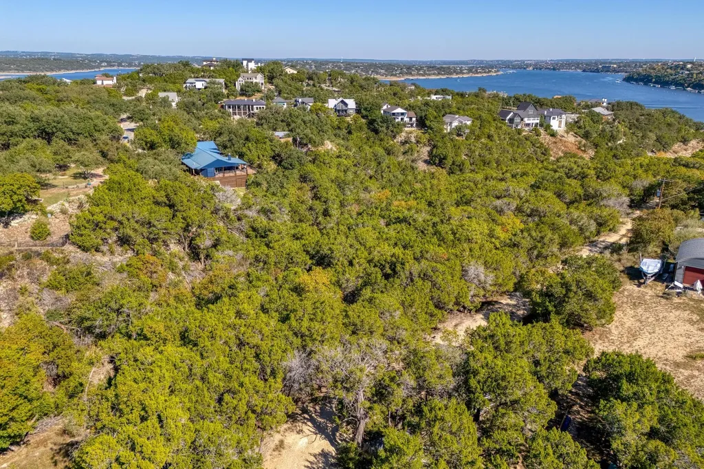 19512 Fisher Lane Spicewood TX 78669
