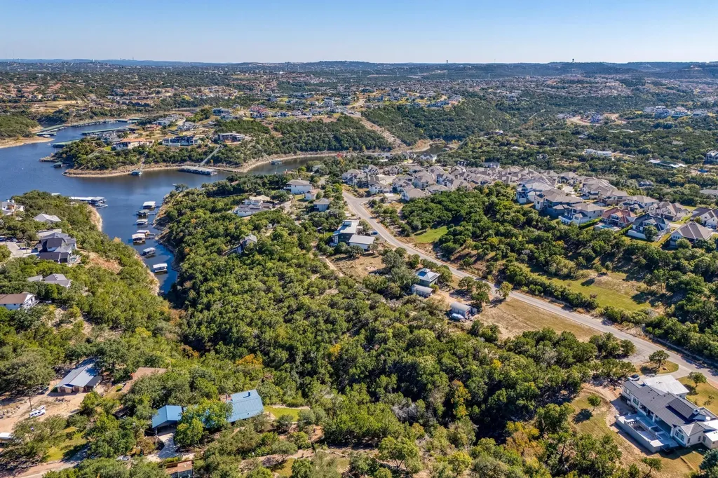 19512 Fisher Lane Spicewood TX 78669