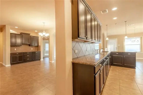 101 Sandy Lyle Cove Round Rock TX 78664