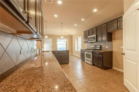 101 Sandy Lyle Cove Round Rock TX 78664