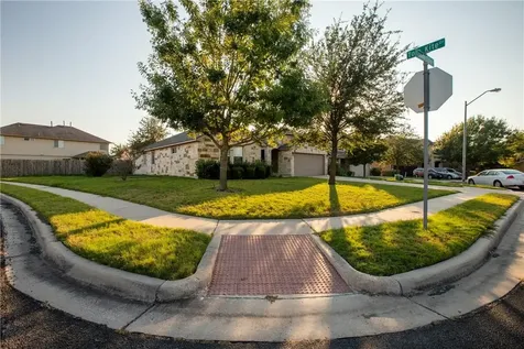 101 Sandy Lyle Cove Round Rock TX 78664