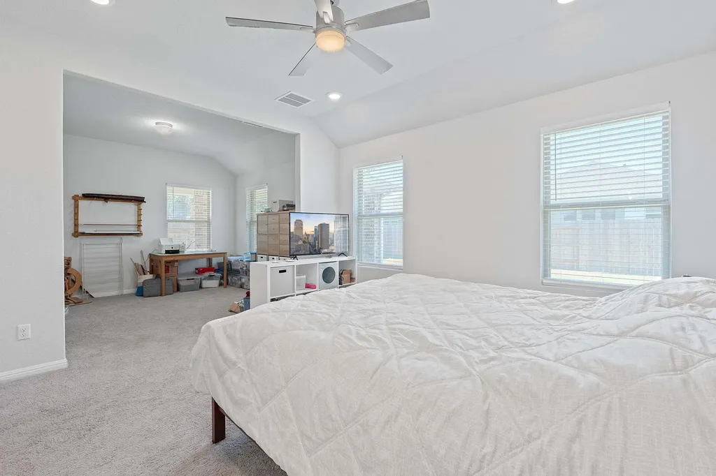 219 Golden Gate Lane Kyle TX 78640