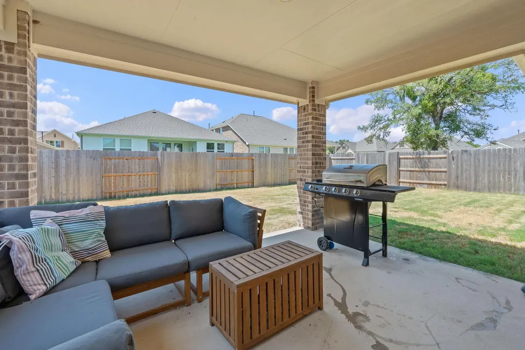 219 Golden Gate Lane Kyle TX 78640