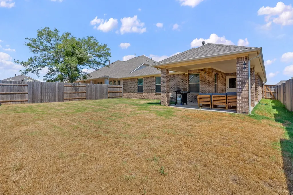 219 Golden Gate Lane Kyle TX 78640