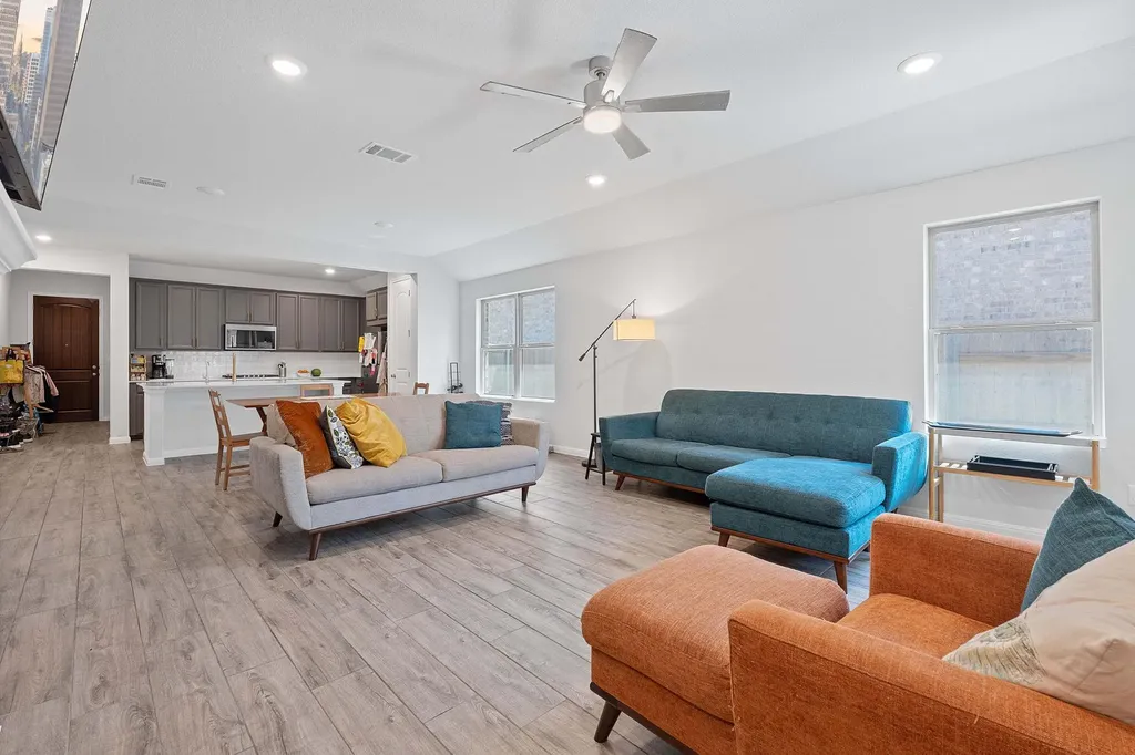 219 Golden Gate Lane Kyle TX 78640