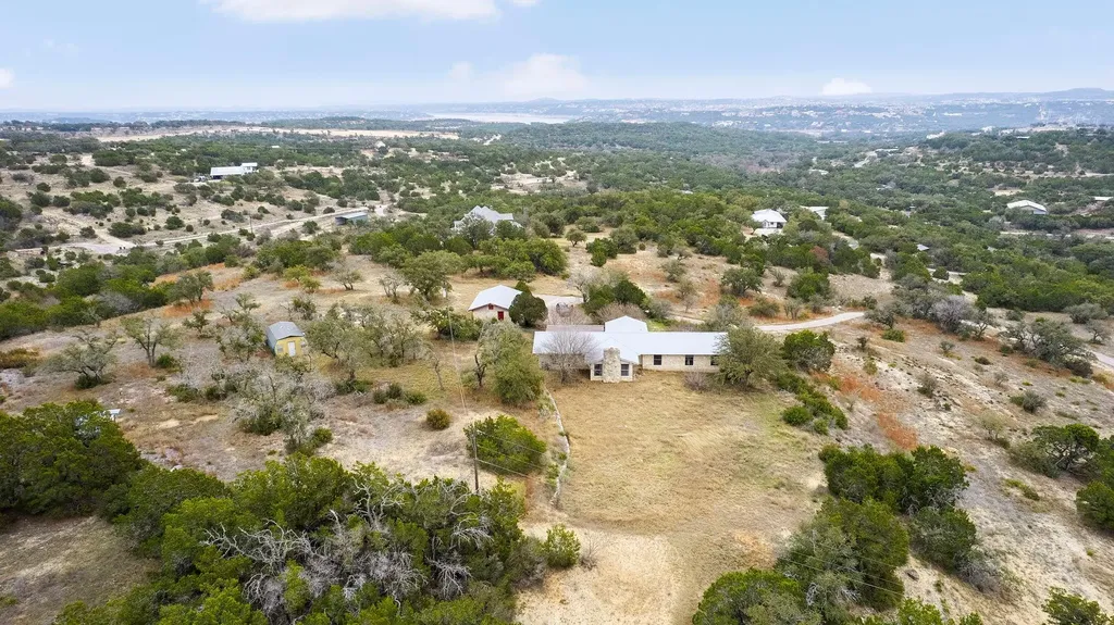 21406 Kathy Lane Spicewood TX 78669
