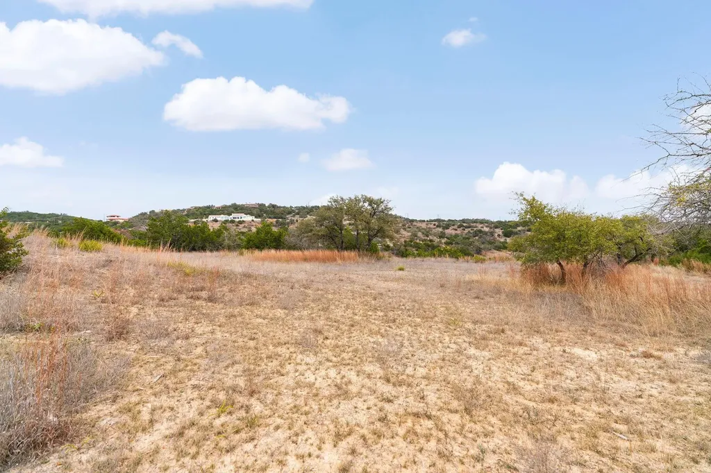 21406 Kathy Lane Spicewood TX 78669