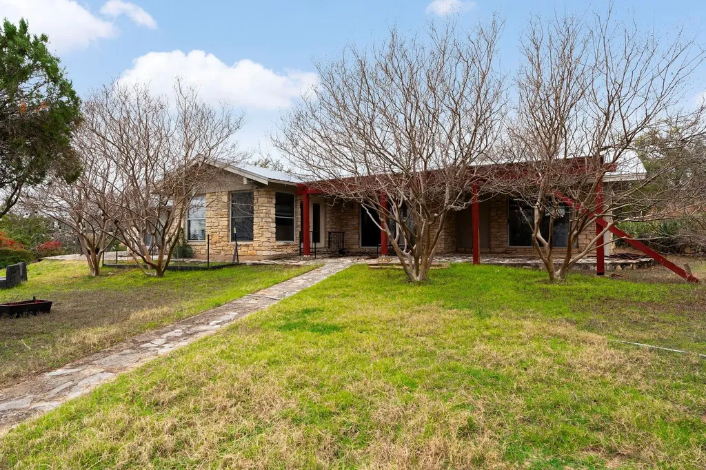 21406 Kathy Lane Spicewood TX 78669