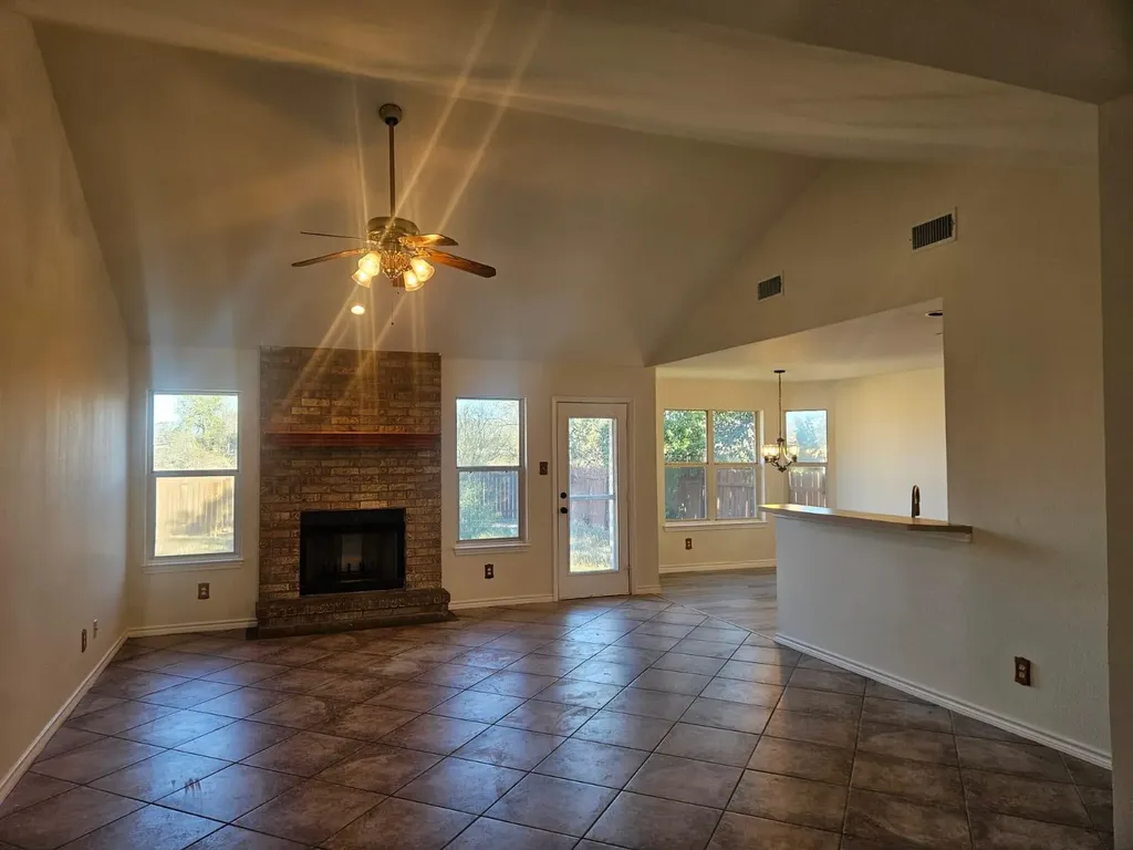 1507 Century Oaks Drive Lockhart TX 78644