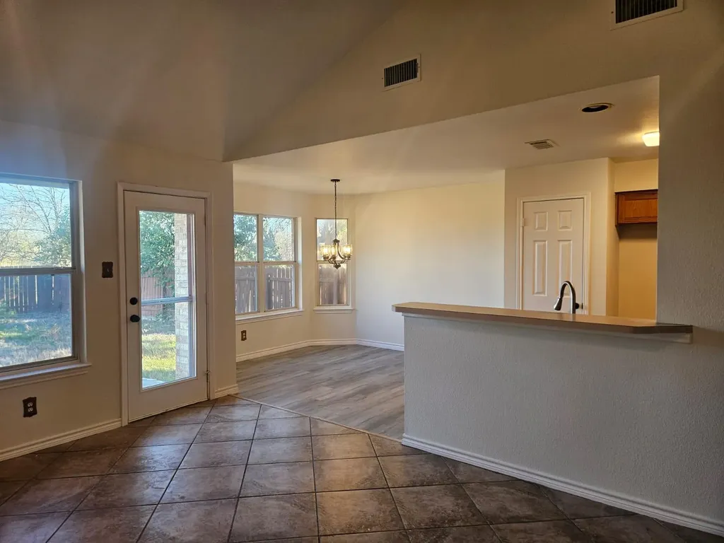 1507 Century Oaks Drive Lockhart TX 78644