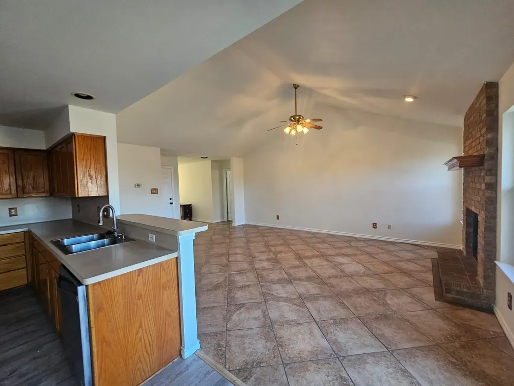 1507 Century Oaks Drive Lockhart TX 78644