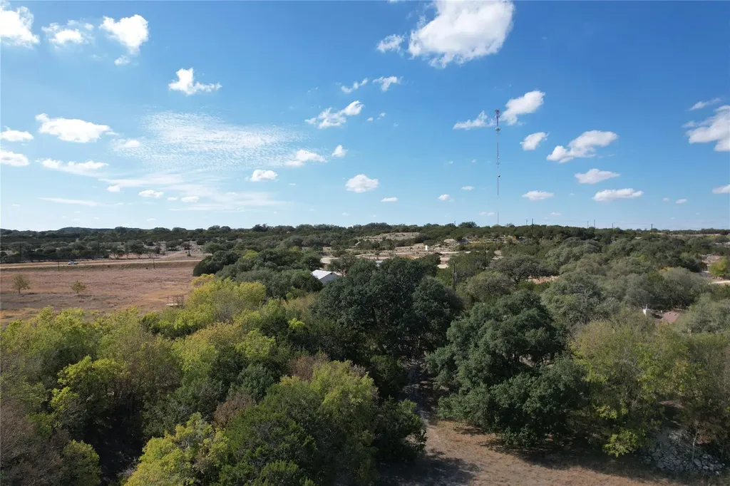 8170 N Us Hwy 281 Highway Blanco TX 78606
