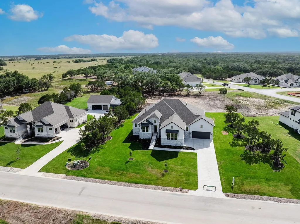 112 Rancho Deluxe Drive Liberty Hill TX 78642