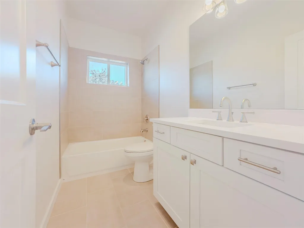 25808 Case Lane Spicewood TX 78669