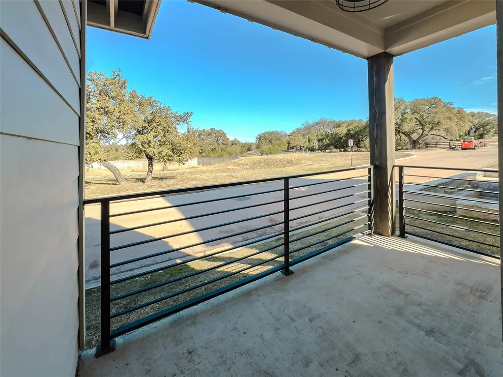 25808 Case Lane Spicewood TX 78669