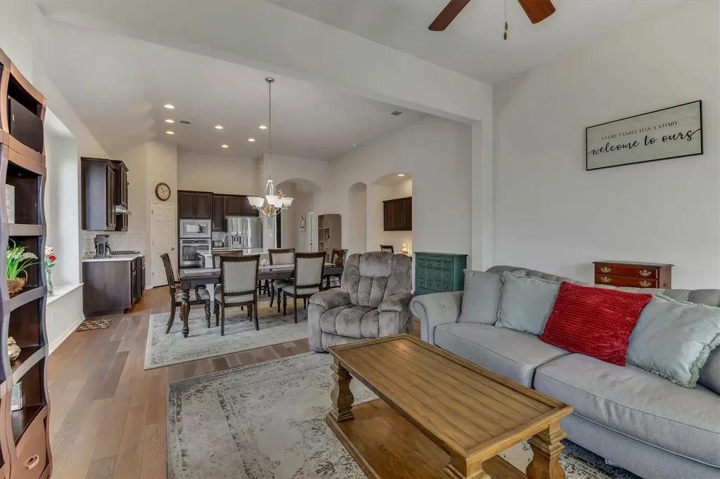 902 Catalina Lane Austin TX 78737