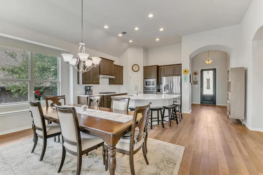 902 Catalina Lane Austin TX 78737