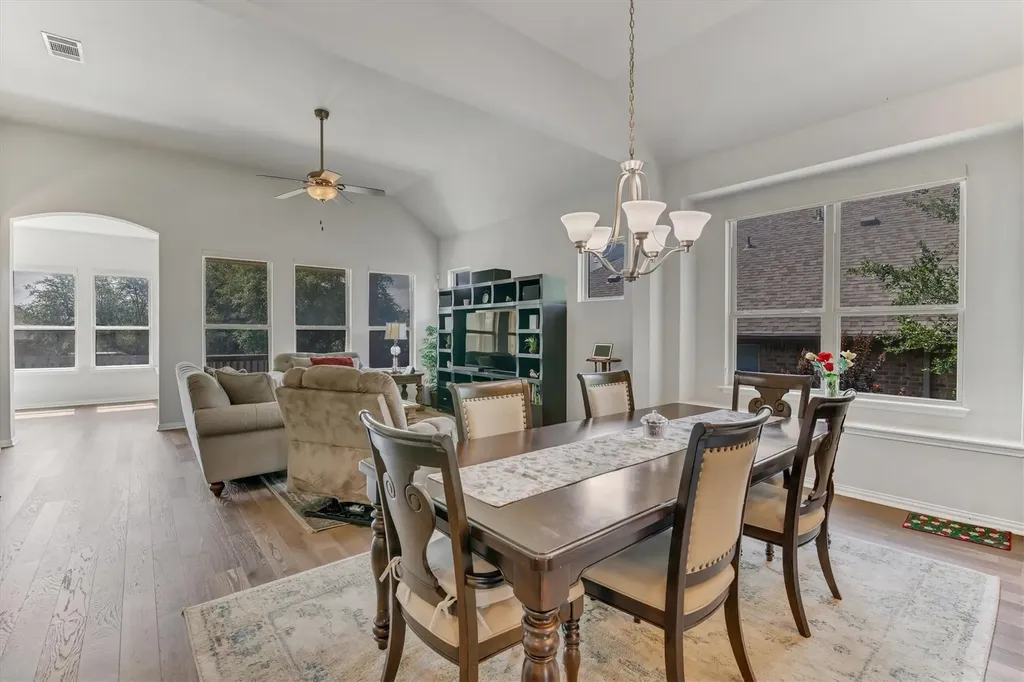 902 Catalina Lane Austin TX 78737