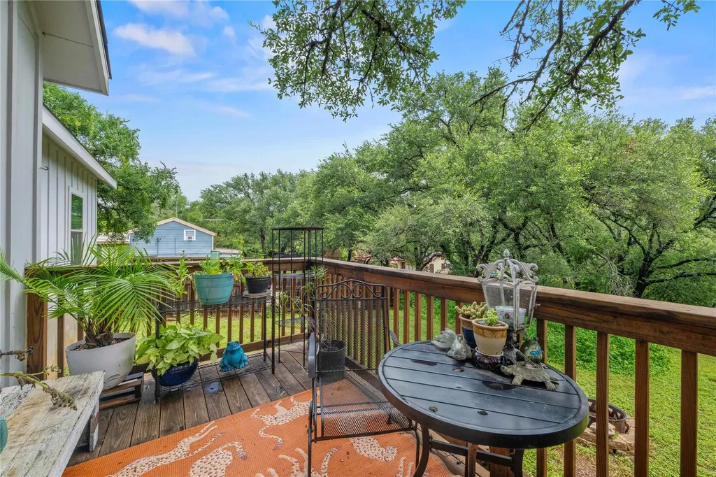 503 Chantilly Lane Spicewood TX 78669