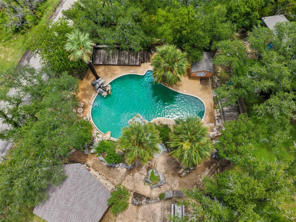 503 Chantilly Lane Spicewood TX 78669