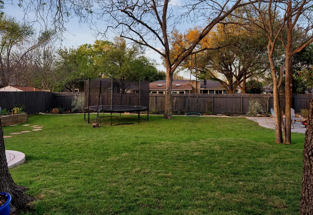 1602 Thornridge Road Austin TX 78758
