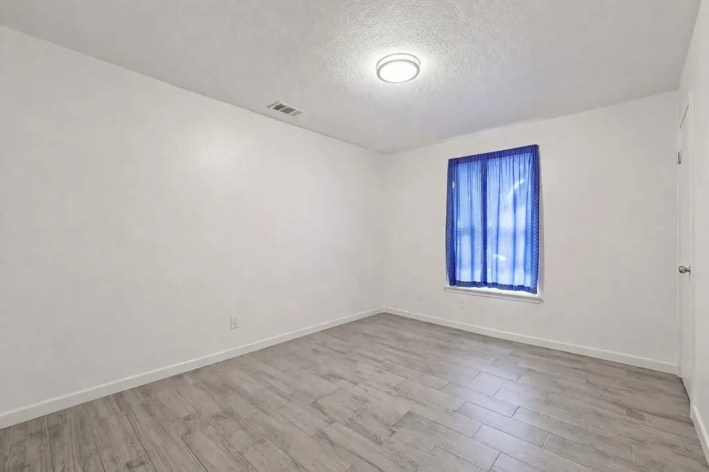 200 Monterrey Street Elgin TX 78621