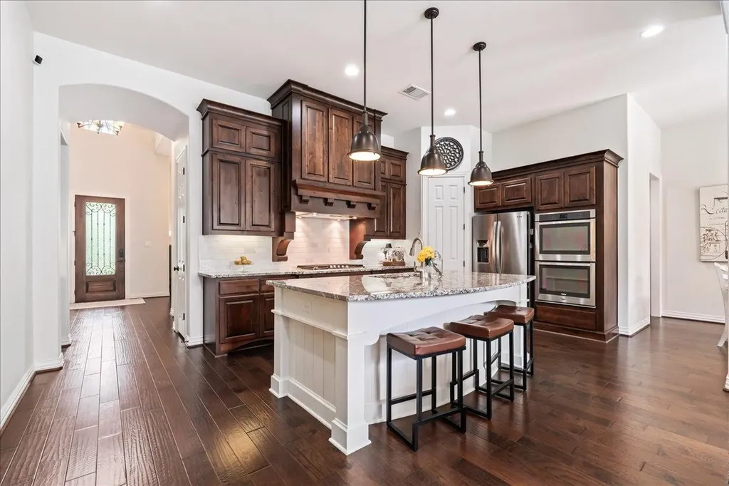 2220 Ambush Canyon Leander TX 78641
